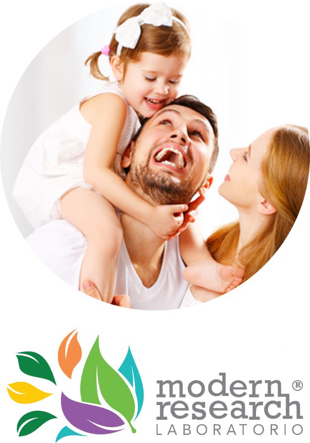 Familia feliz y logo de Modern Research Lab
